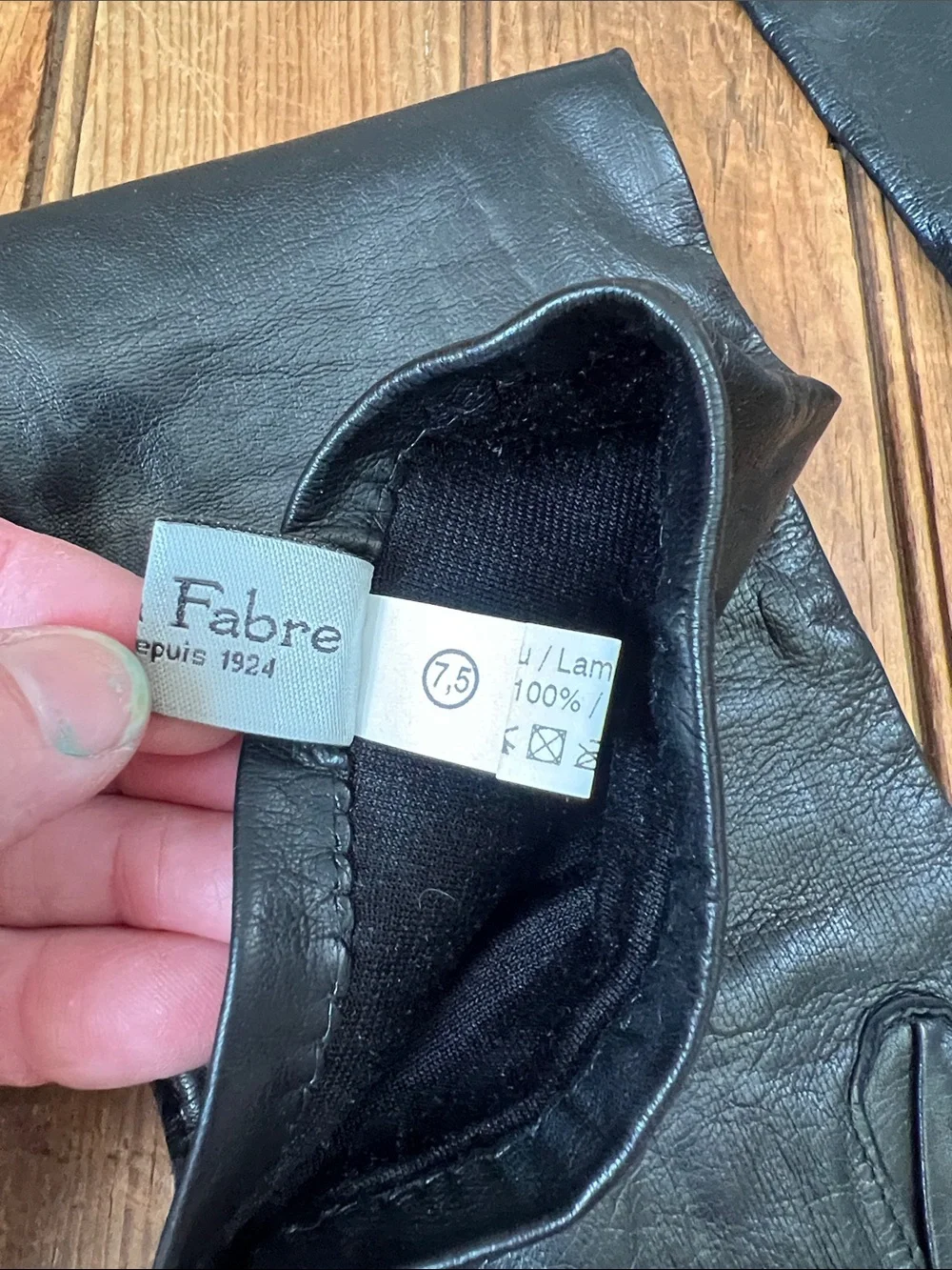 Maison Fabre Women’s Gloves Black Long Leather and silk size 7.5